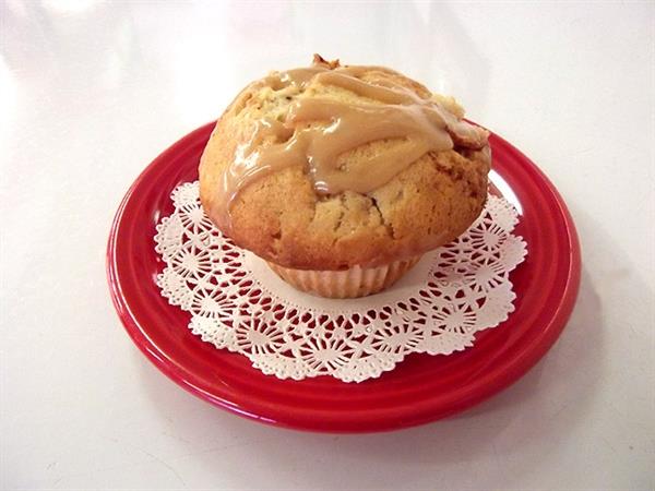 Treat of the Week - Caramel Apple Muffins